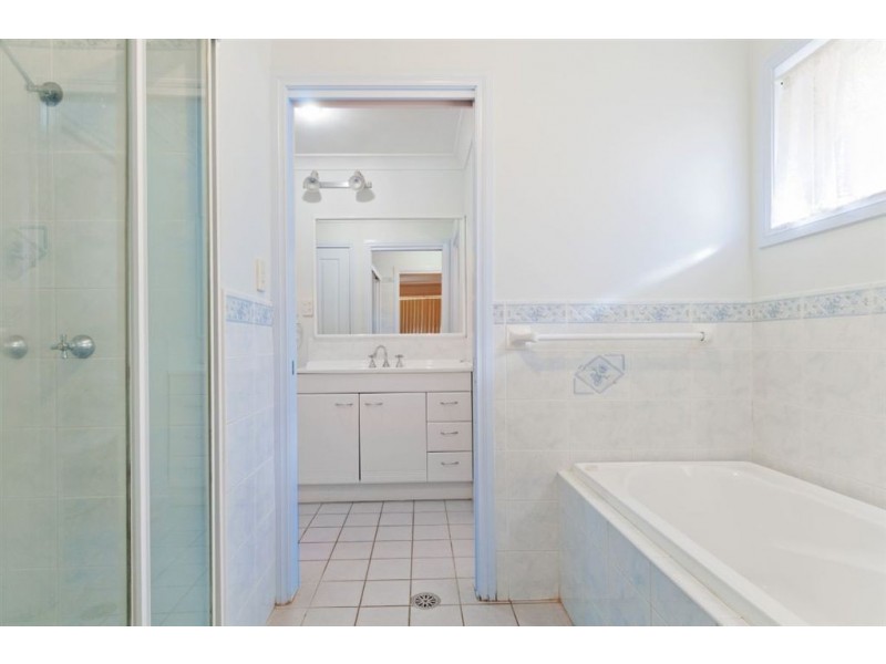 17 Yarrat Place, Wauchope NSW 2446