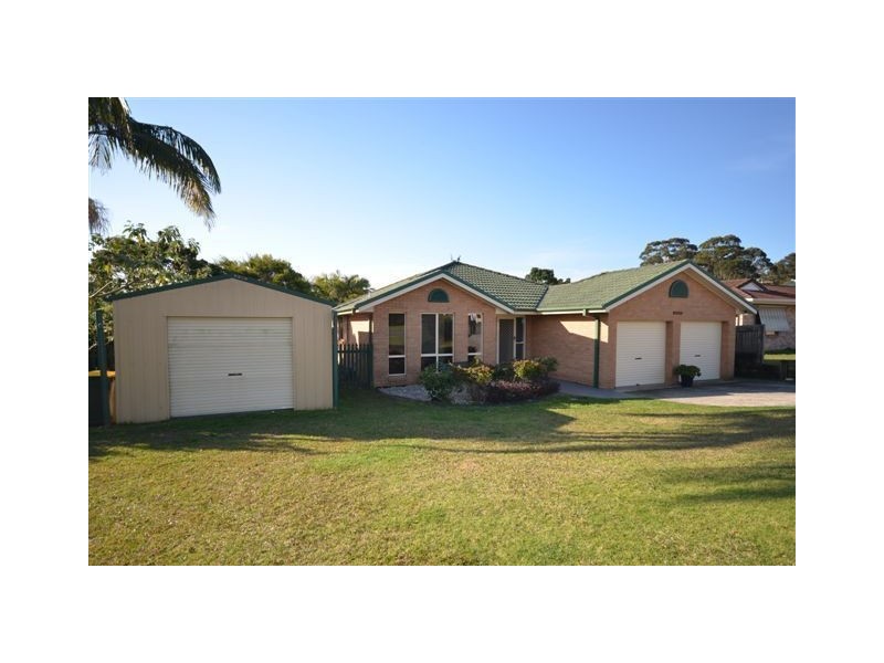 16 Greenmeadows Drive, Port Macquarie NSW 2444