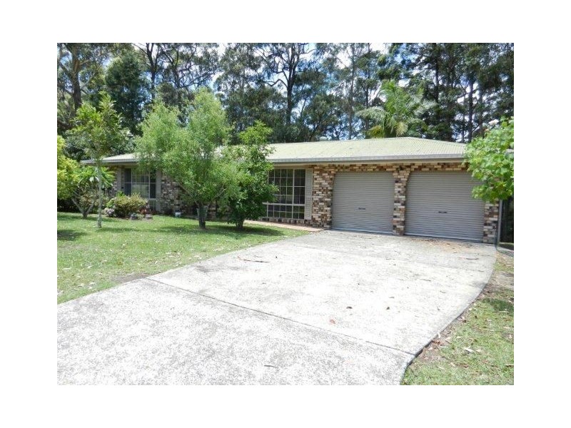 30 Warrew Crescent, King Creek NSW 2446