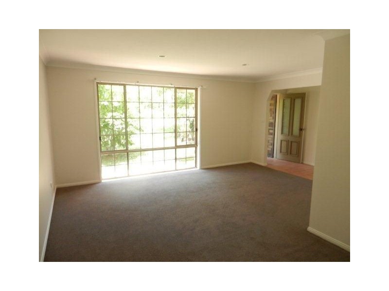 30 Warrew Crescent, King Creek NSW 2446