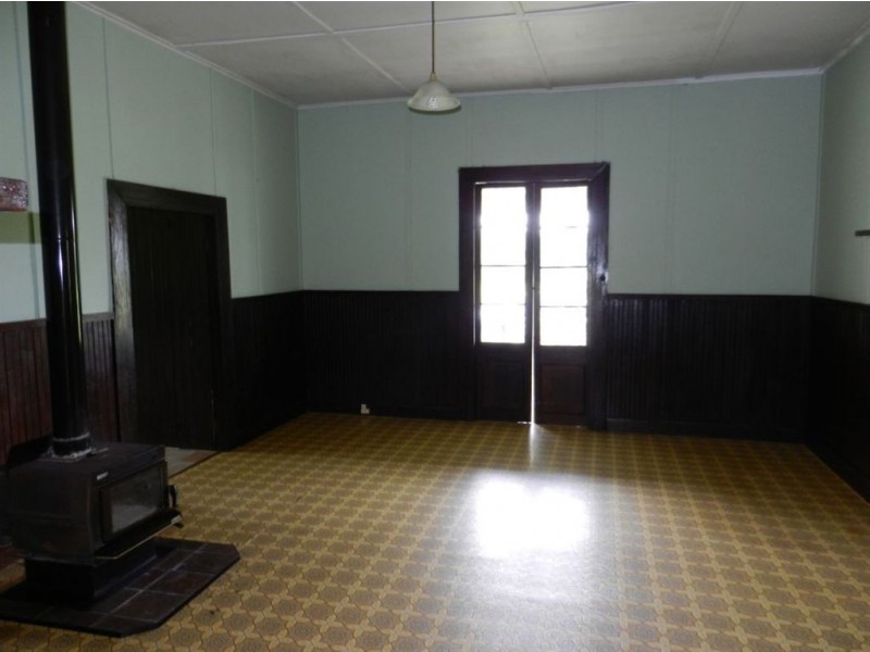 36 Weismantle Street, Wauchope NSW 2446