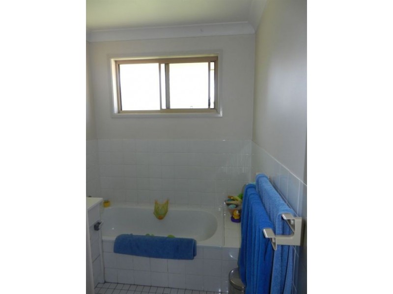 5 Cowarral Cct, Wauchope NSW 2446