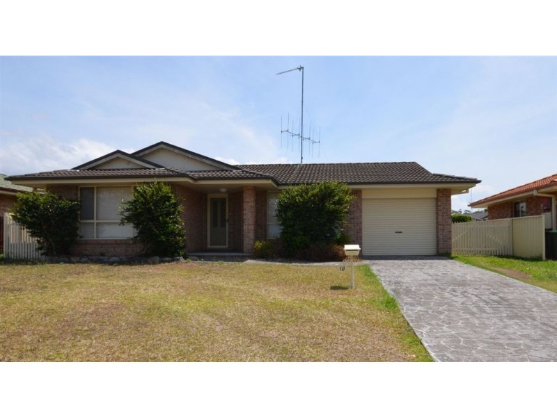10 Pioneer Place, Wauchope NSW 2446