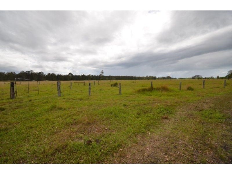 335 Blackmans Point Road, Blackmans Point NSW 2444