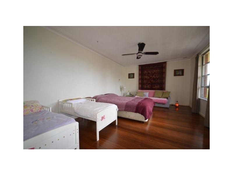 2c Azalea Avenue, Wauchope NSW 2446