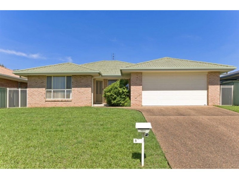 5 Crosslands Drive, Wauchope NSW 2446