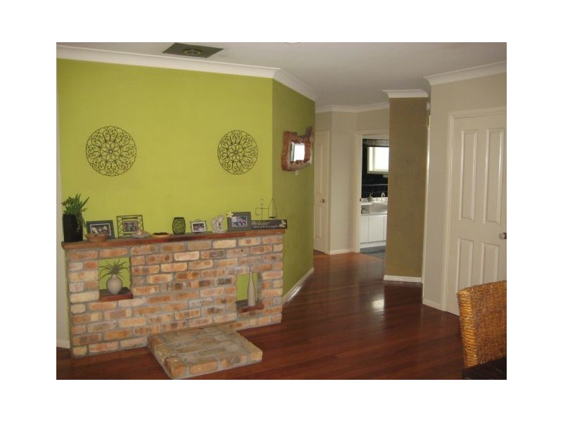 28 Fiona Crescent, Lake Cathie NSW 2445