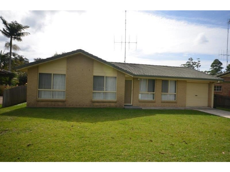 9 Peppermint Crescent, Wauchope NSW 2446