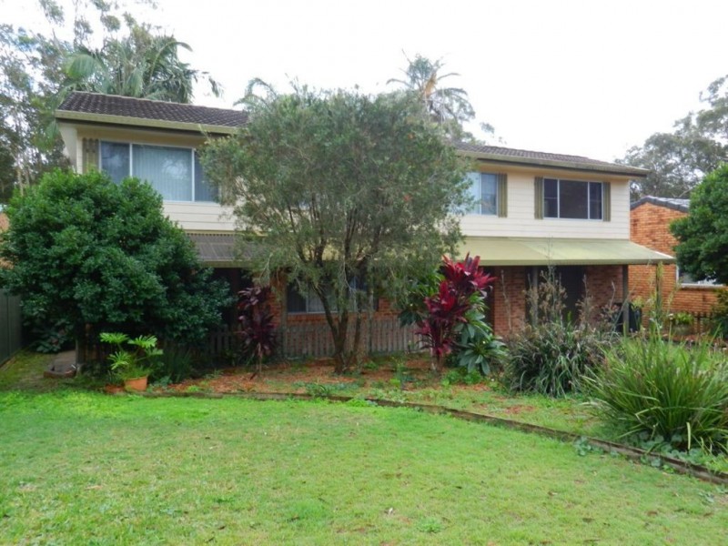 28 Evans Street, Lake Cathie NSW 2445