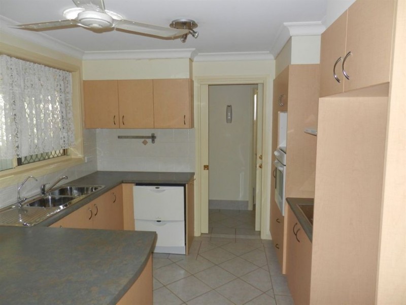 8 Farriers Lane, Wauchope NSW 2446