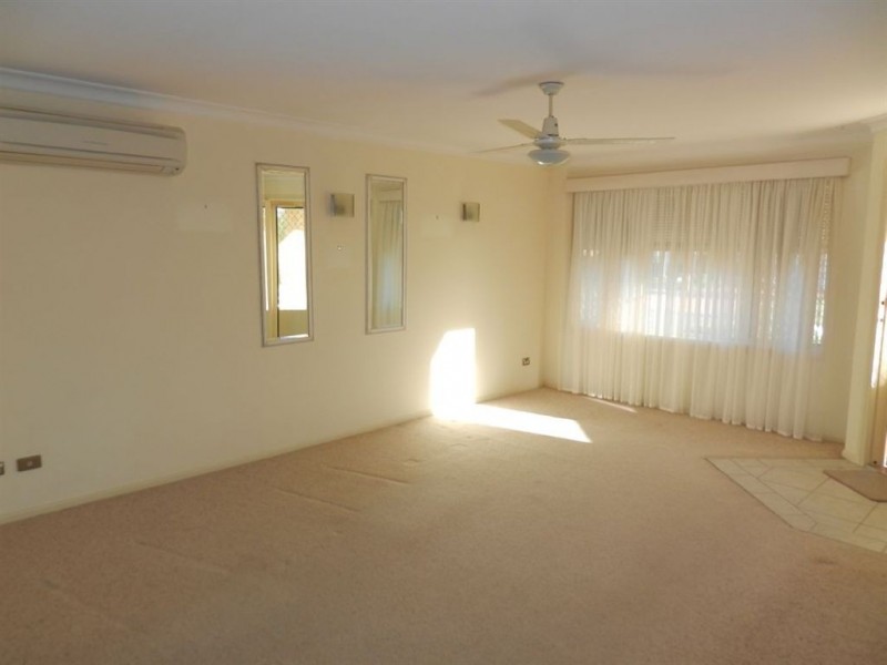 8 Farriers Lane, Wauchope NSW 2446