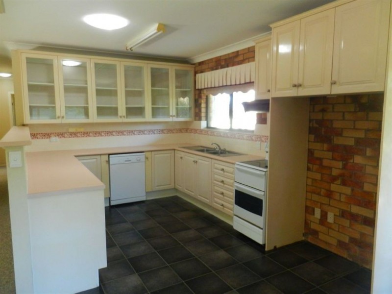 74 Inches Road, Kempsey NSW 2440