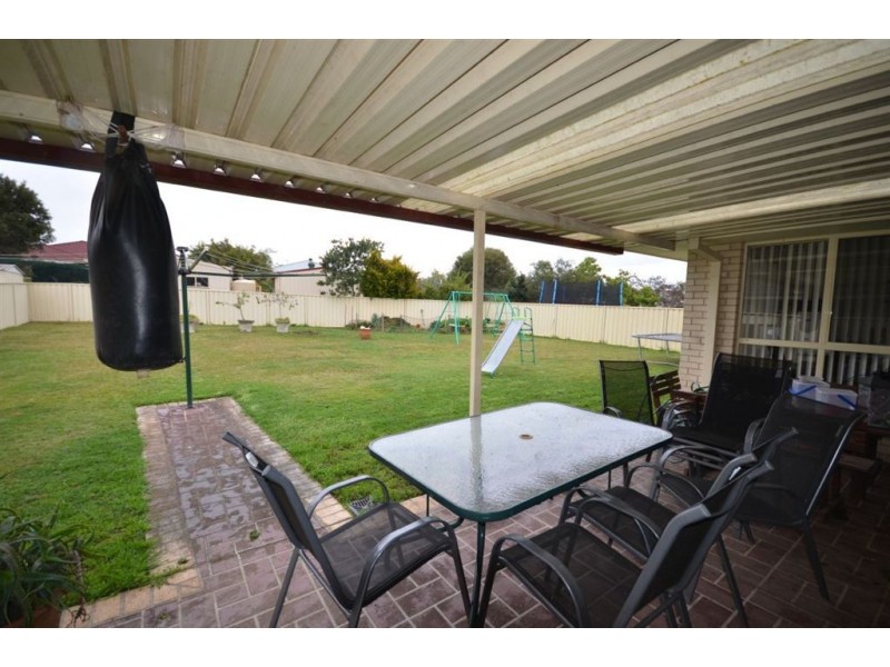 12 Millers Place, Wauchope NSW 2446