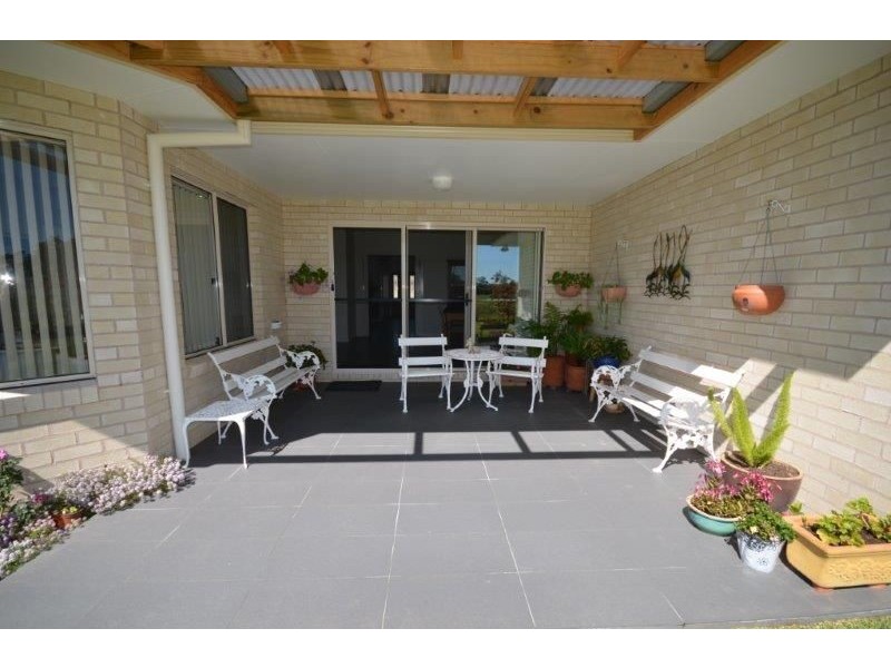 2 Jocks Place, Wauchope NSW 2446