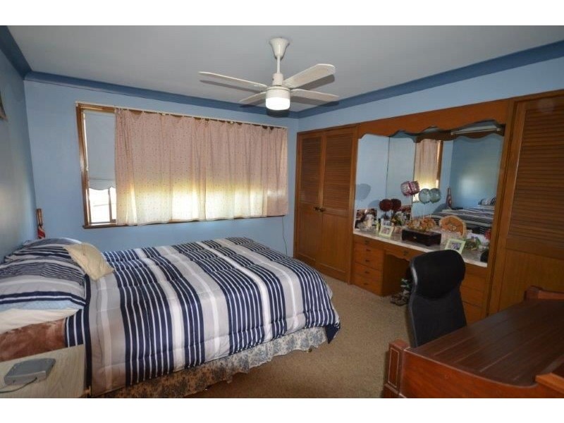 8 Azalea Ave, Wauchope NSW 2446