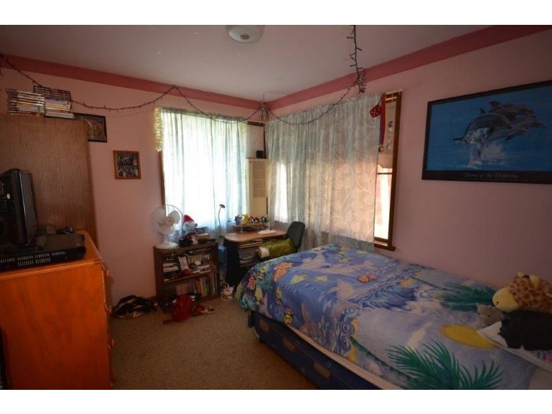 8 Azalea Ave, Wauchope NSW 2446