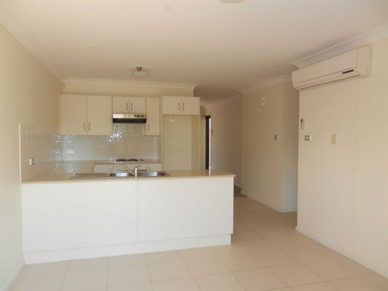 2/8 Sherwood Road, Port Macquarie NSW 2444