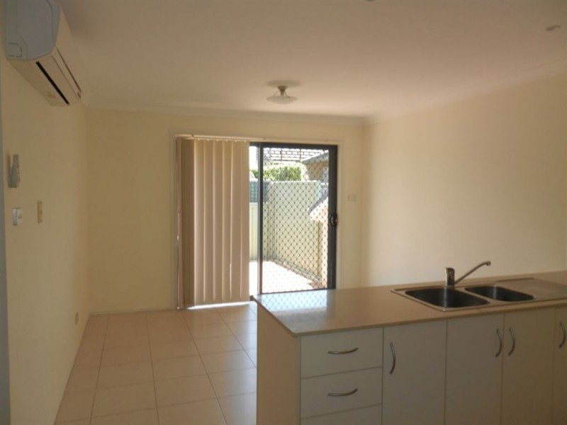 2/8 Sherwood Road, Port Macquarie NSW 2444