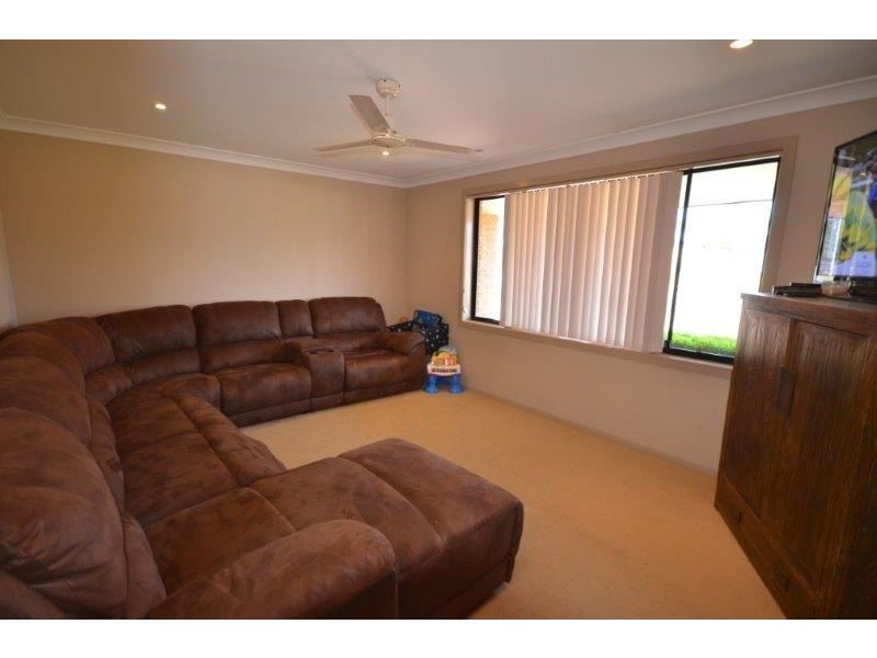 49 Colonial Circuit, Wauchope NSW 2446