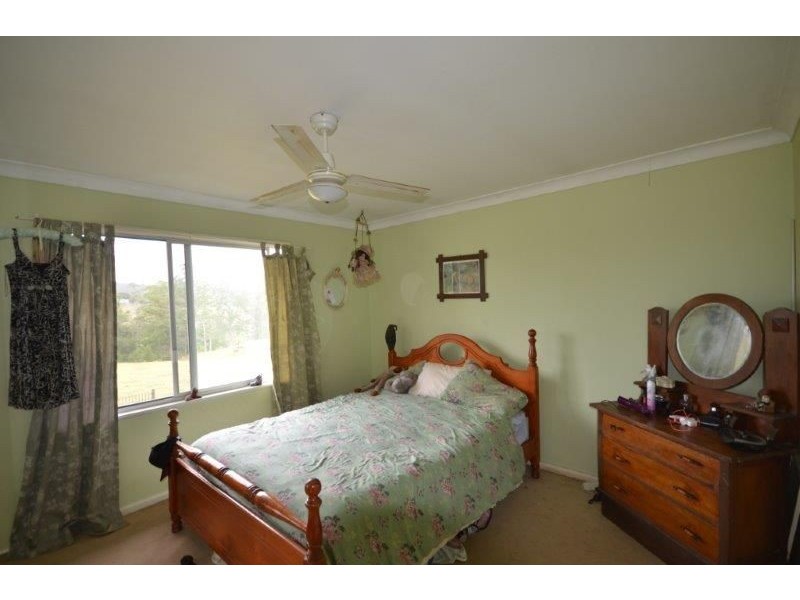 602 Littles Loop Road, Rollands Plains NSW 2441