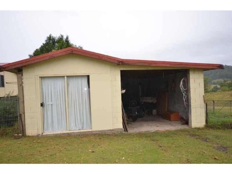 602 Littles Loop Road, Rollands Plains NSW 2441