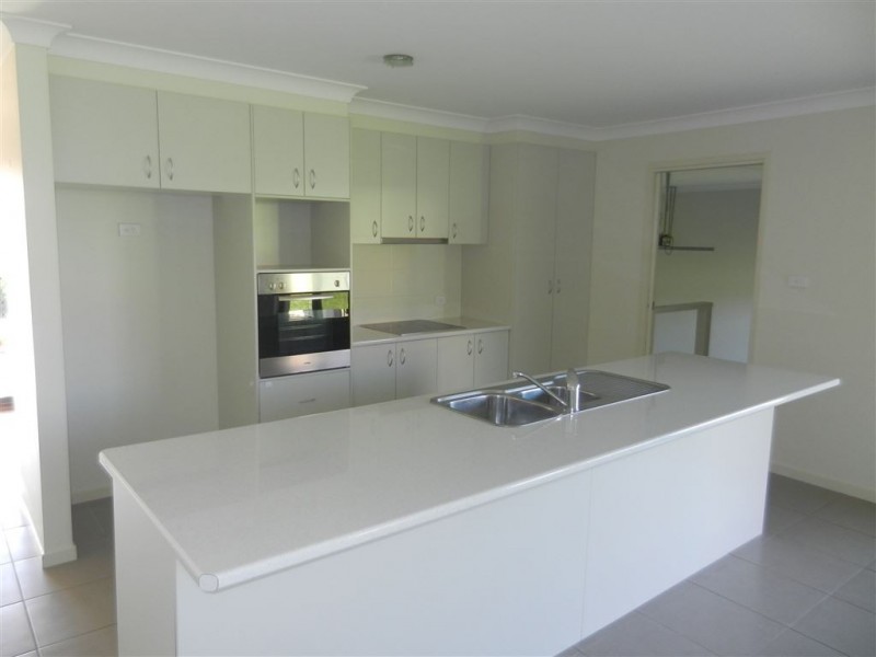 92 Riverbreeze Drive, Wauchope NSW 2446