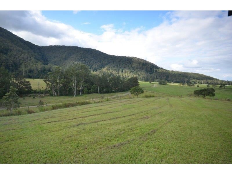 28 Ready Money Road, Rollands Plains NSW 2441