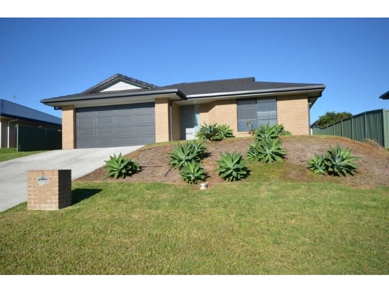 94 Riverbreeze Drive, Wauchope NSW 2446