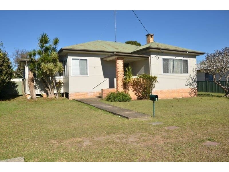 4 Waugh Street, Wauchope NSW 2446