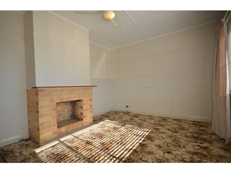 4 Waugh Street, Wauchope NSW 2446