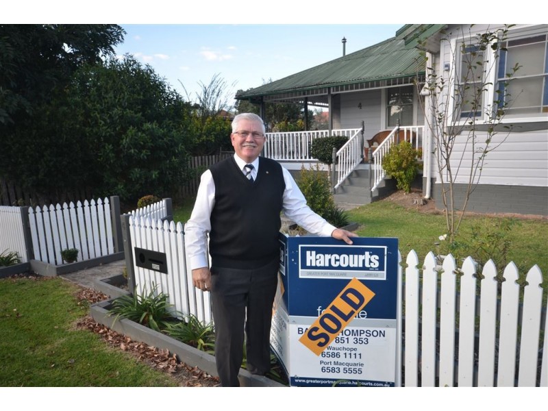 4 Parker Street, Wauchope NSW 2446