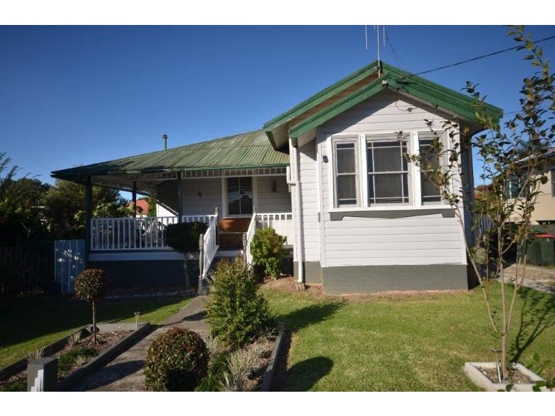 4 Parker Street, Wauchope NSW 2446