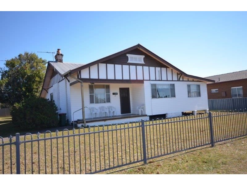 17 Hastings Street, Wauchope NSW 2446
