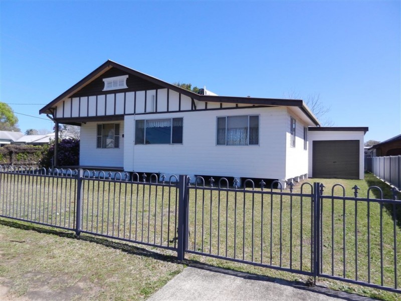 17 Hastings Street, Wauchope NSW 2446