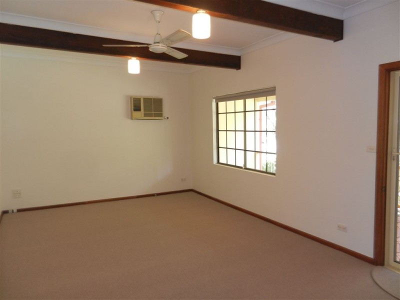 214 Cameron Street, Wauchope NSW 2446