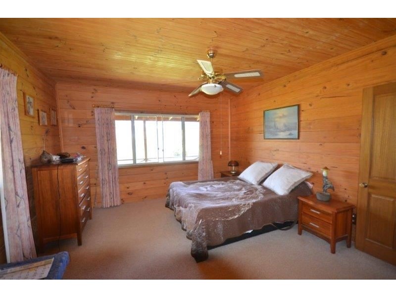 5816 Oxley Hwy, Ellenborough NSW 2446