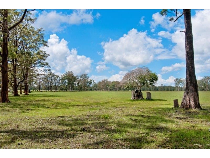 150 The Hatch, Blackmans Point NSW 2444