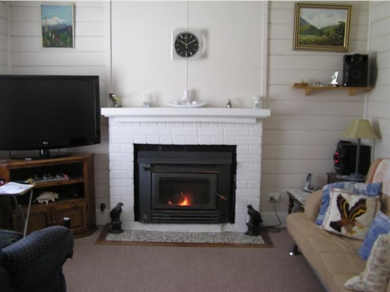 58w Memorial Ave, Walcha NSW 2354