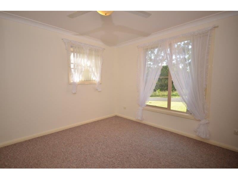 2 Bob Stanton Close, Wauchope NSW 2446