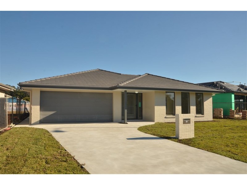 14 Glenview Drive, Wauchope NSW 2446