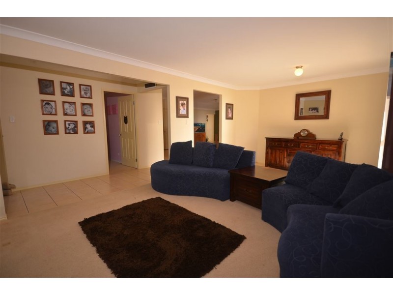 43 Burrawan Drive, Wauchope NSW 2446