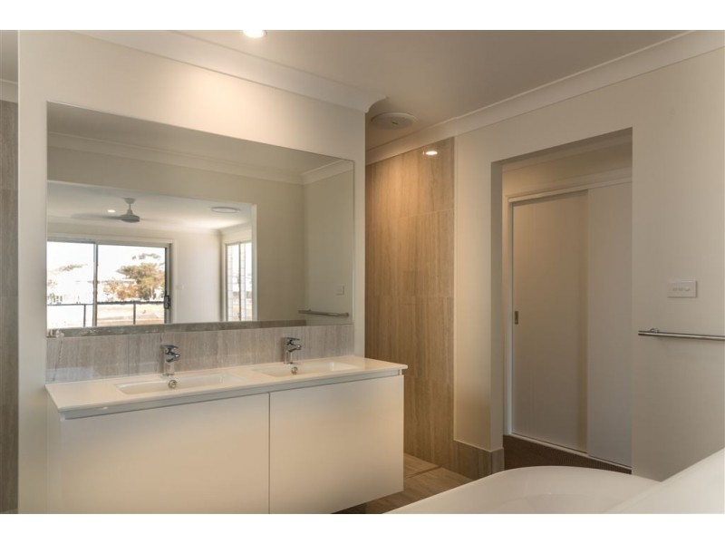 15 Cove Place, Port Macquarie NSW 2444
