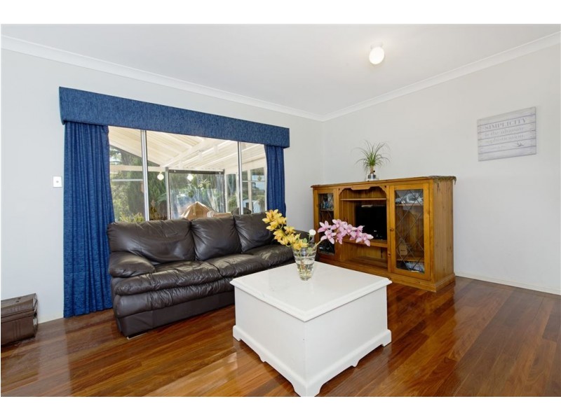 64 Kendall Crescent, Bonny Hills NSW 2445