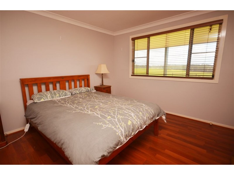 130 Apanie Road, Lake Innes NSW 2446
