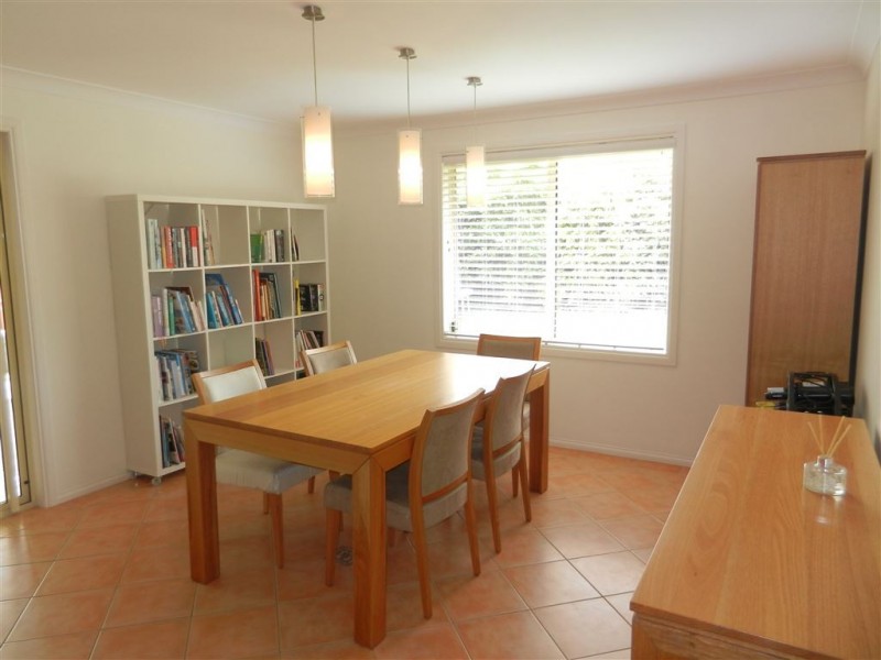 20 Abel Tasman Drive, Lake Cathie NSW 2445