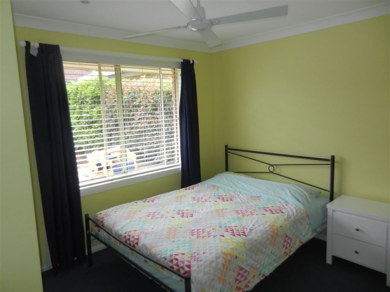 20 Abel Tasman Drive, Lake Cathie NSW 2445