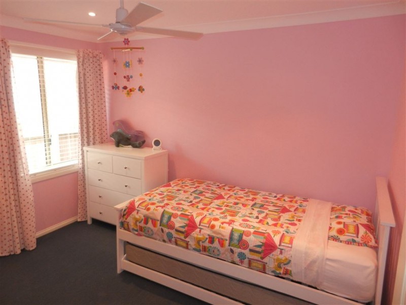 20 Abel Tasman Drive, Lake Cathie NSW 2445