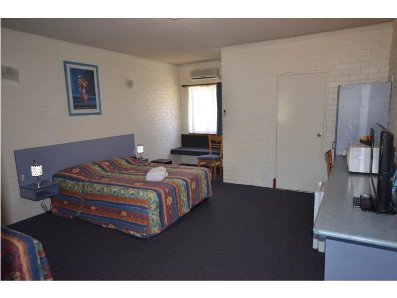 35 Pacific Street, Crescent Head NSW 2440