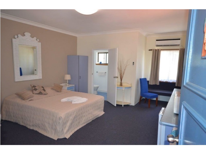 35 Pacific Street, Crescent Head NSW 2440
