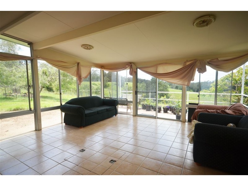 115 Frazers Creek Road, Beechwood NSW 2446